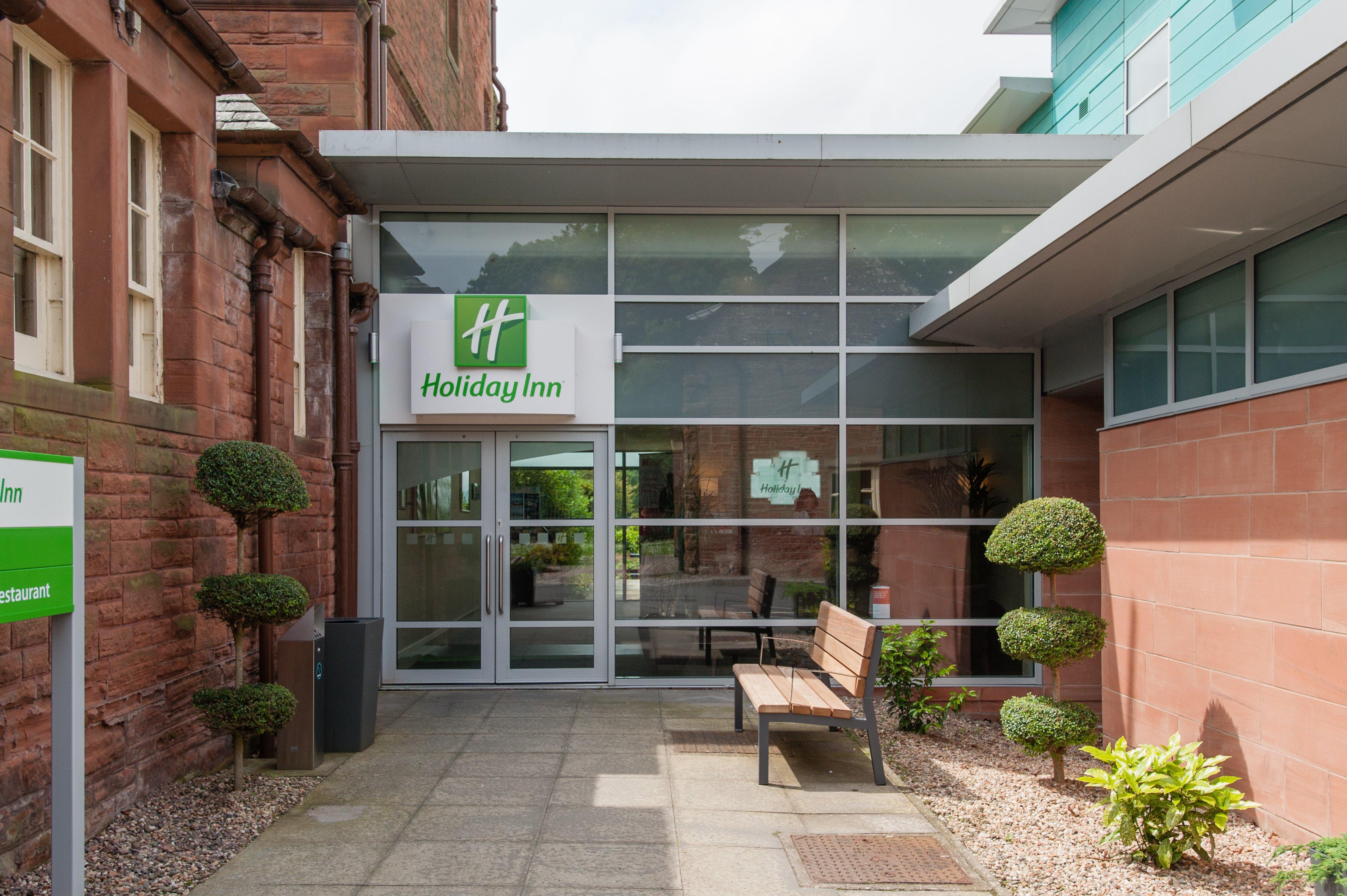 Holiday Inn Dumfries By Ihg Экстерьер фото